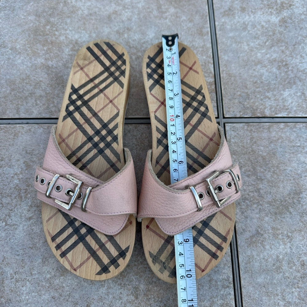 Burberry Classic Plaid Pink Clog Sandals - Picture 12 of 13